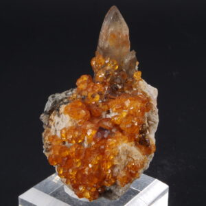 Grenat spessartite sur Quartz de Chine