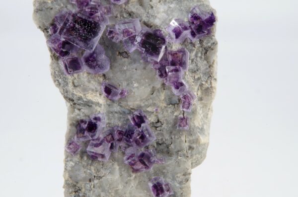 Fluorite sur gangue de France